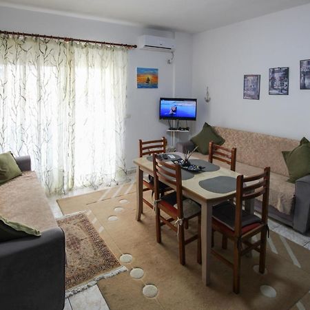 1 Bedroom Apartment With Fast Internet And Sea View Balcony In Dıraç Dış mekan fotoğraf