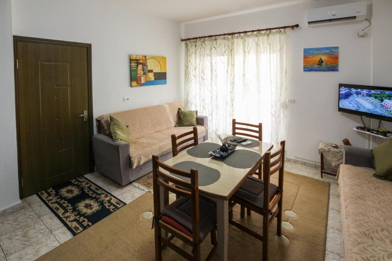 1 Bedroom Apartment With Fast Internet And Sea View Balcony In Dıraç Dış mekan fotoğraf