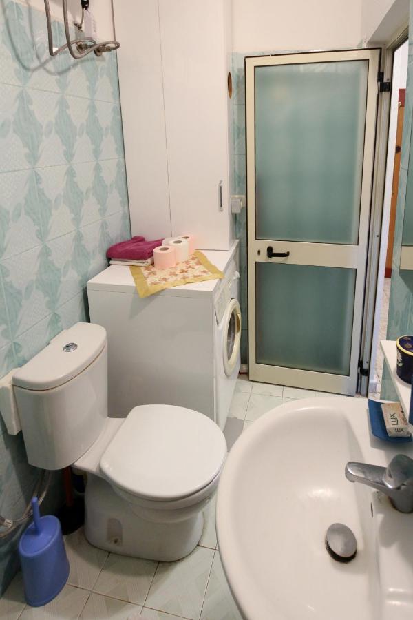 1 Bedroom Apartment With Fast Internet And Sea View Balcony In Dıraç Dış mekan fotoğraf
